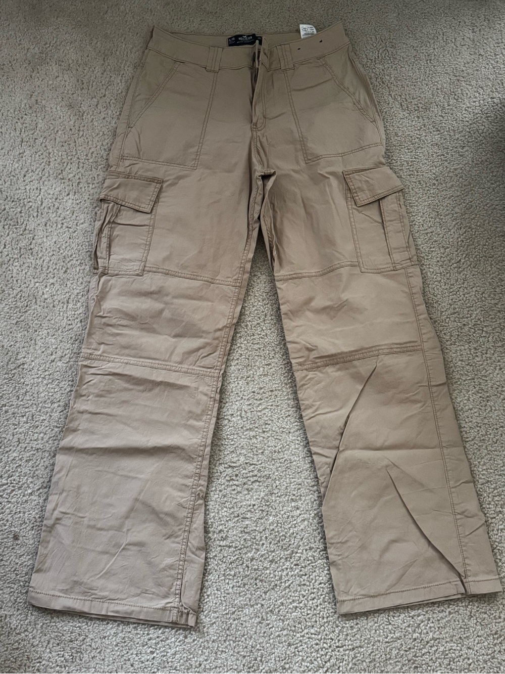 Hollister Ladies Cargo Pants in Tan - Durable Everyday Workwear Size 10Long